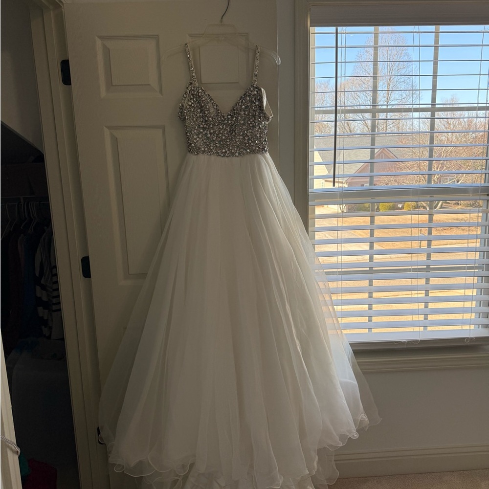 Ashley Lauren Pageant Dress - Picture 3 of 9